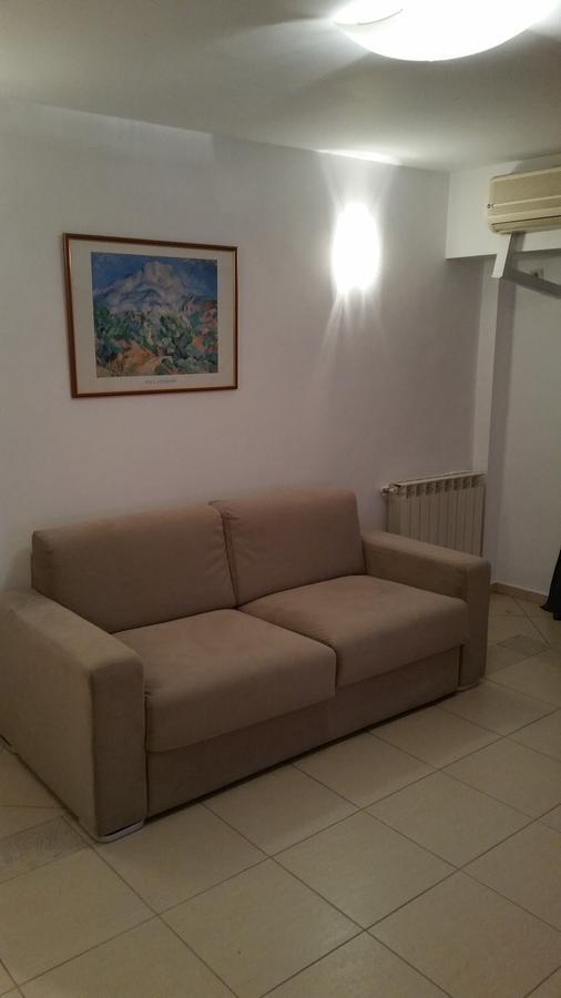 3 Rooms Panoramic Bukarest Eksteriør billede
